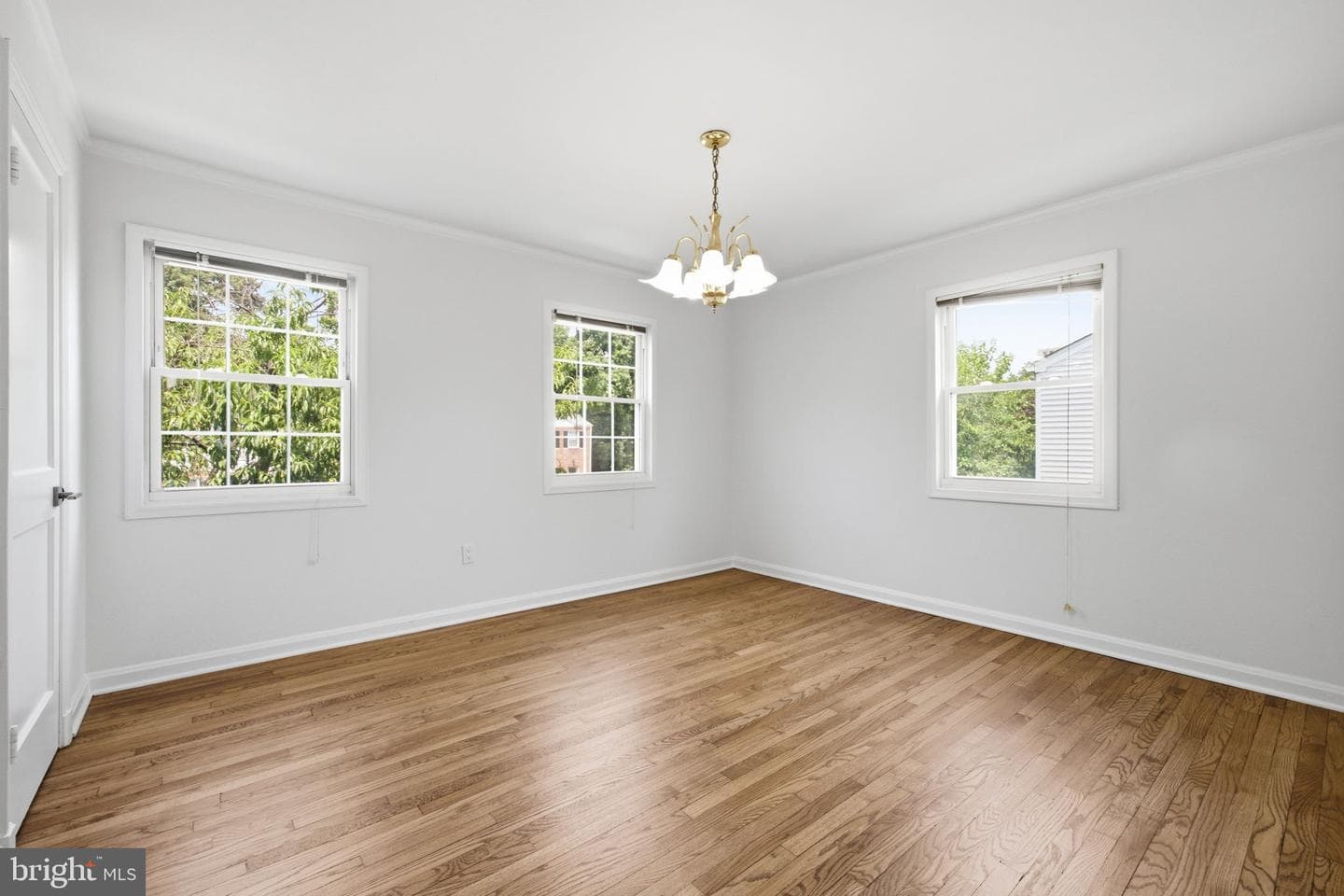 2033 Arlington Terrace photo 27
