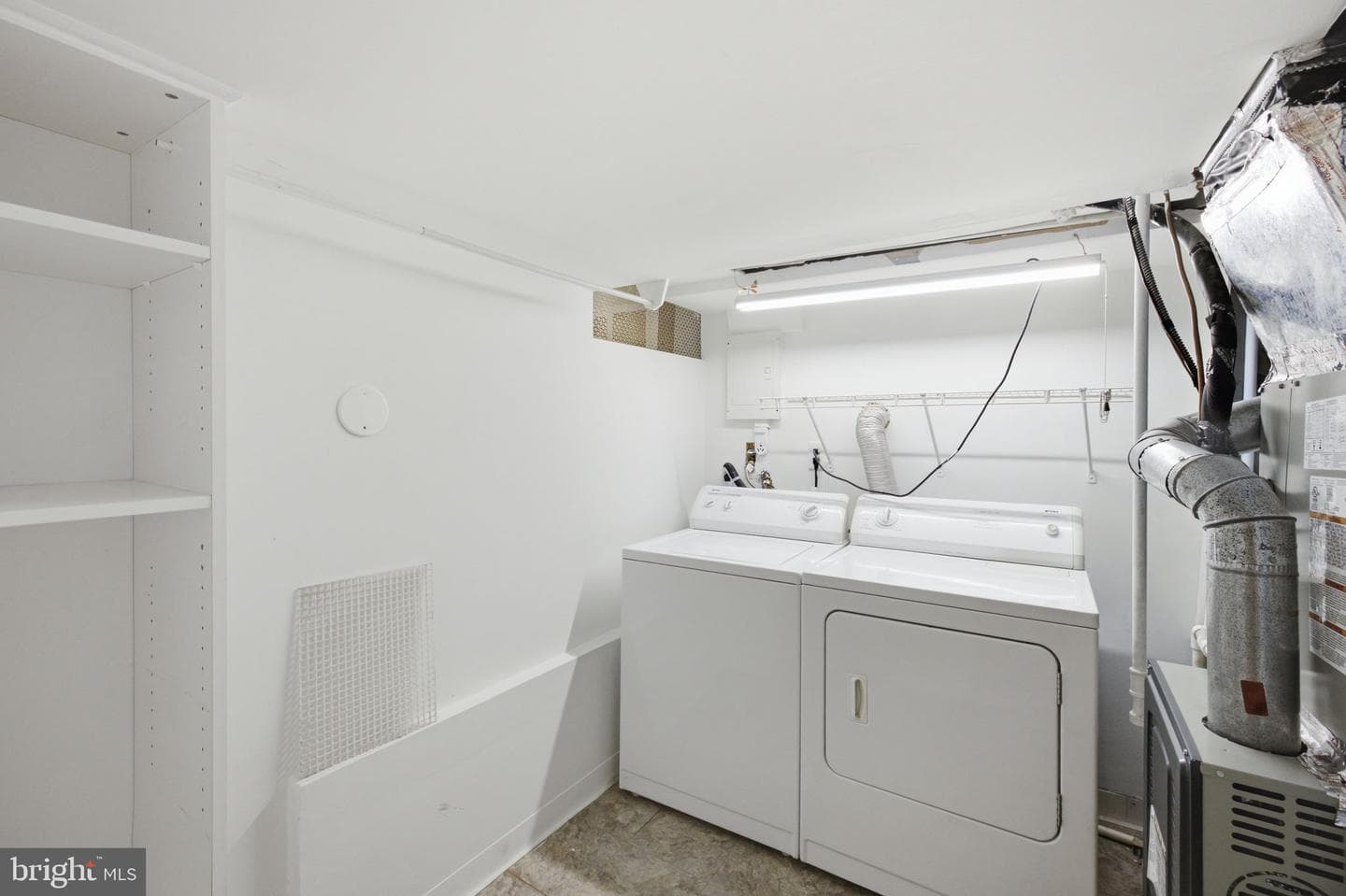 2033 Arlington Terrace photo 42