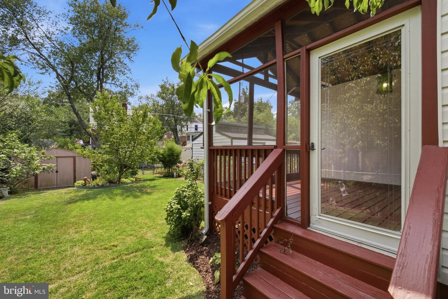 2033 Arlington Terrace photo 46