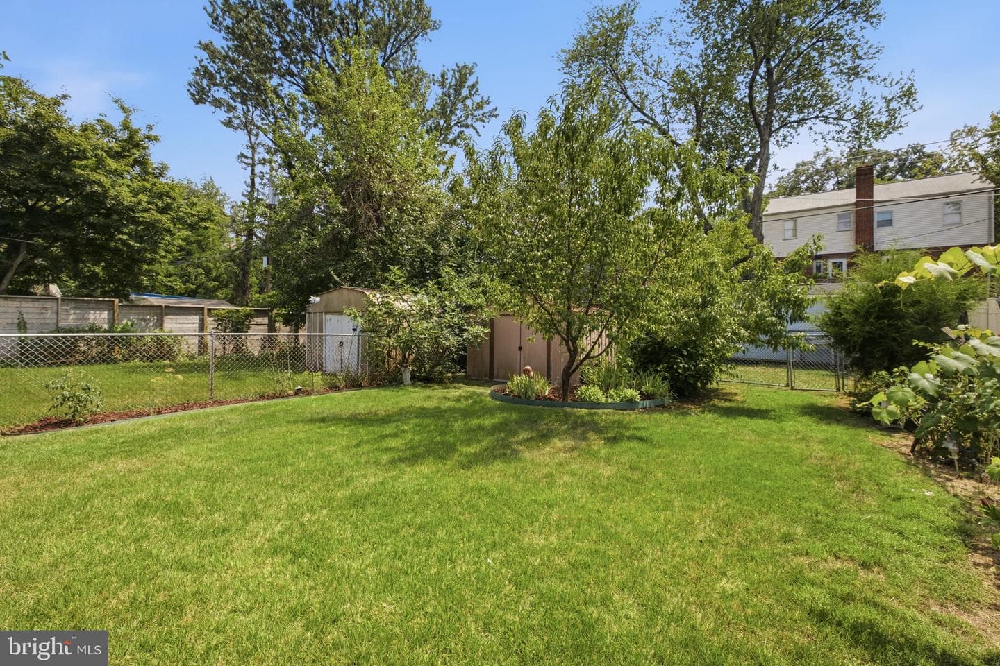 2033 Arlington Terrace photo 56