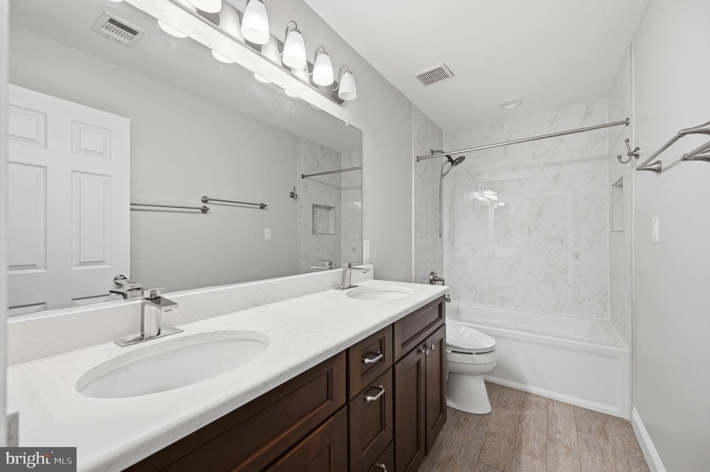 2706 Pembsly Drive photo 25