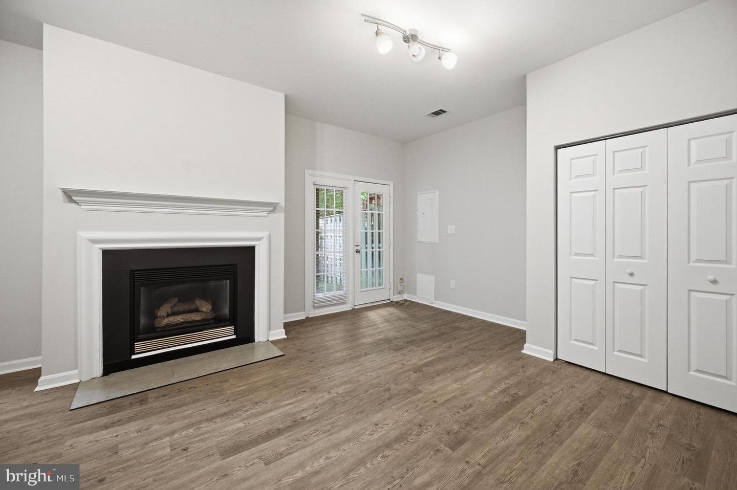 2706 Pembsly Drive photo 31