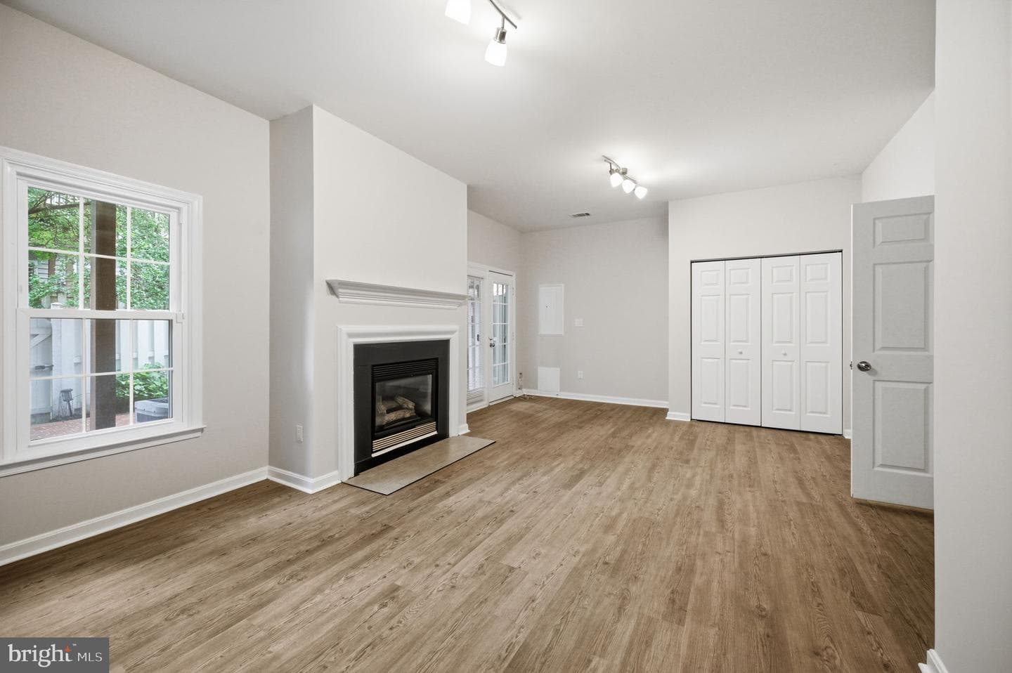 2706 Pembsly Drive photo 32