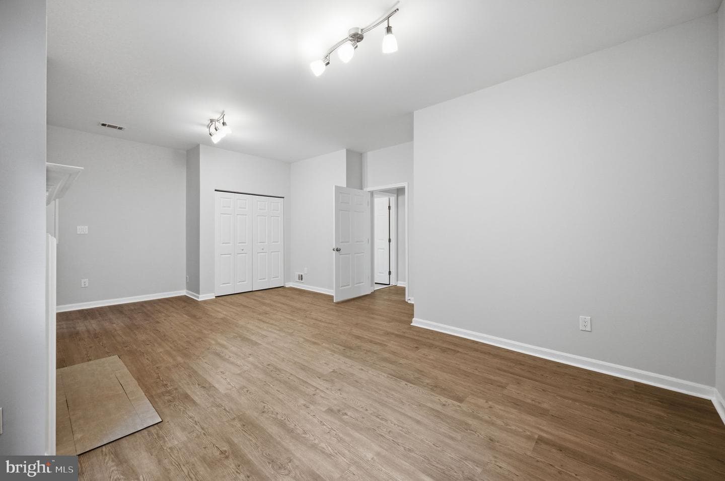 2706 Pembsly Drive photo 33