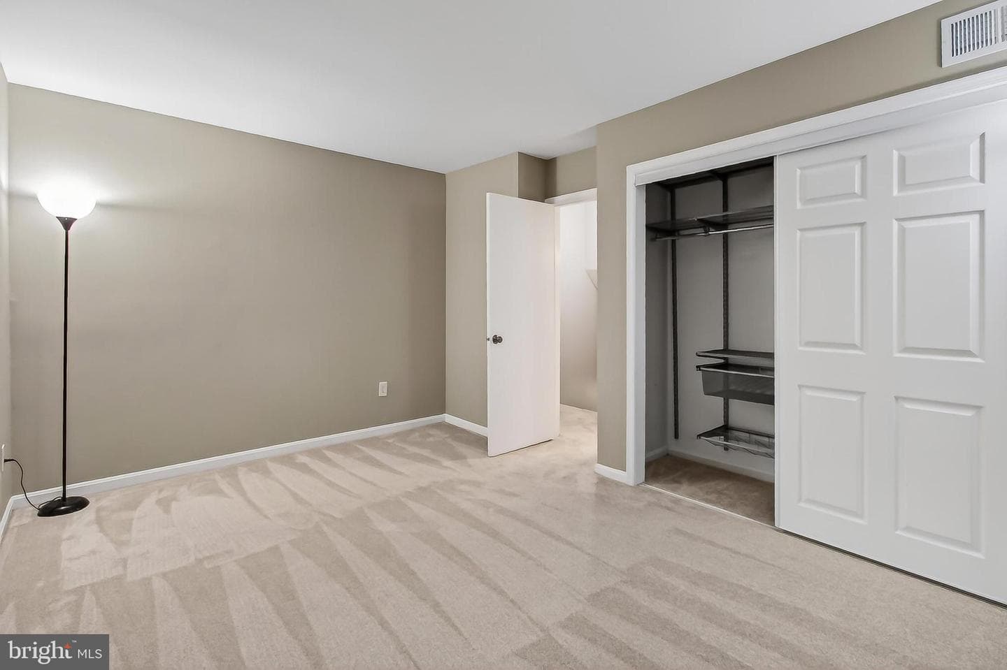 5833 Royal Ridge Drive #943 photo 23