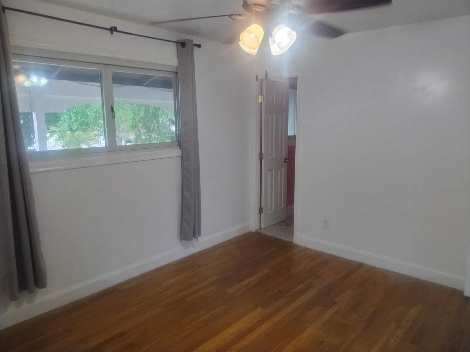 5008 Regina Drive photo 27