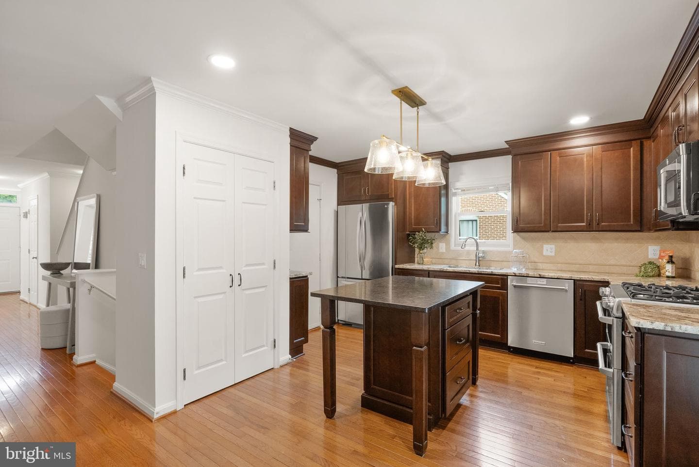 12056 Edgemere Circle photo 23