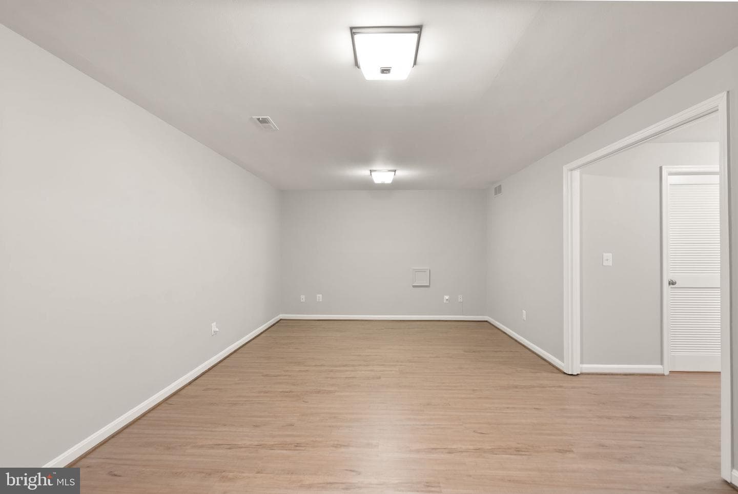 12056 Edgemere Circle photo 54