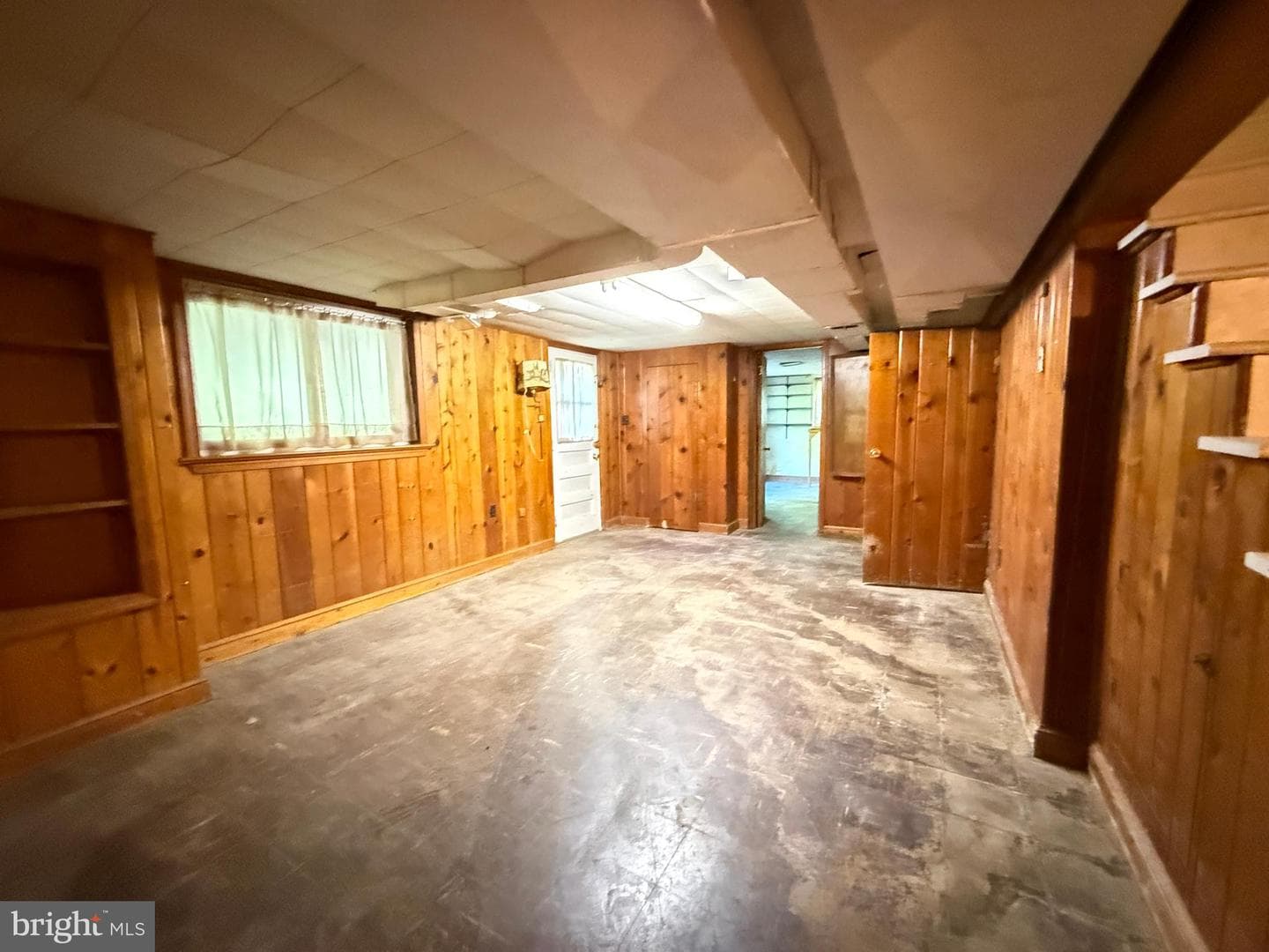 7028 Bradley Circle photo 16