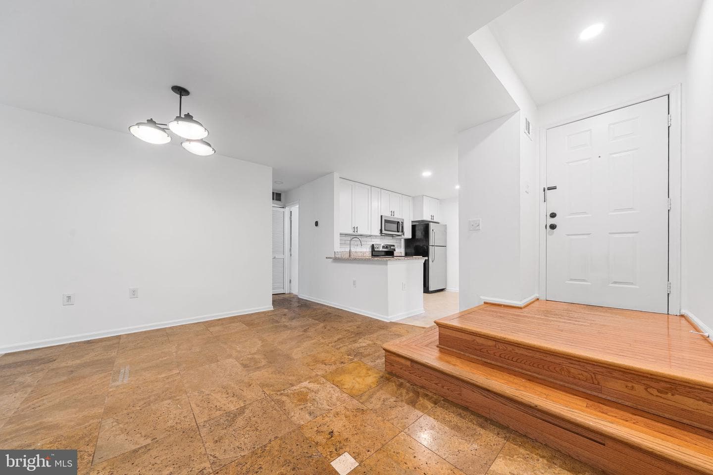 2912 Yarling Court photo 19