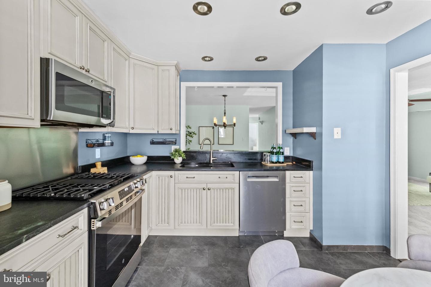 7780 Willow Point Drive #7780 photo 10