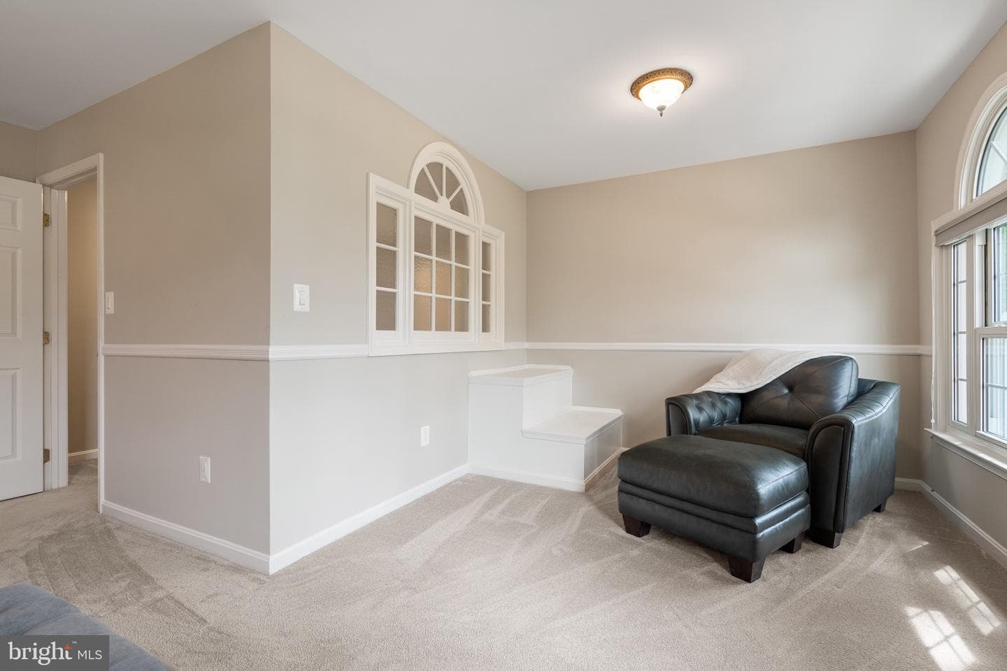 14444 N Slope Street photo 28