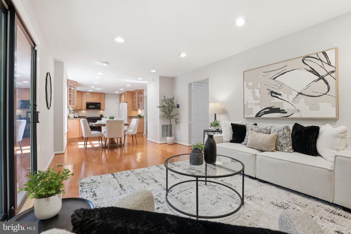 219 Apple Blossom Court photo 10
