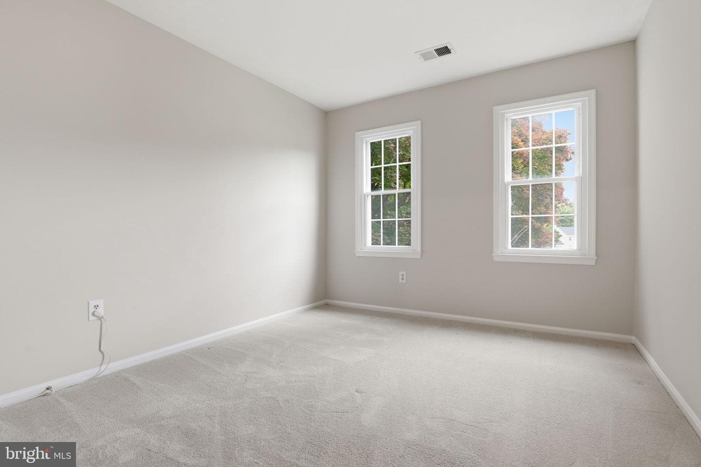 219 Apple Blossom Court photo 36
