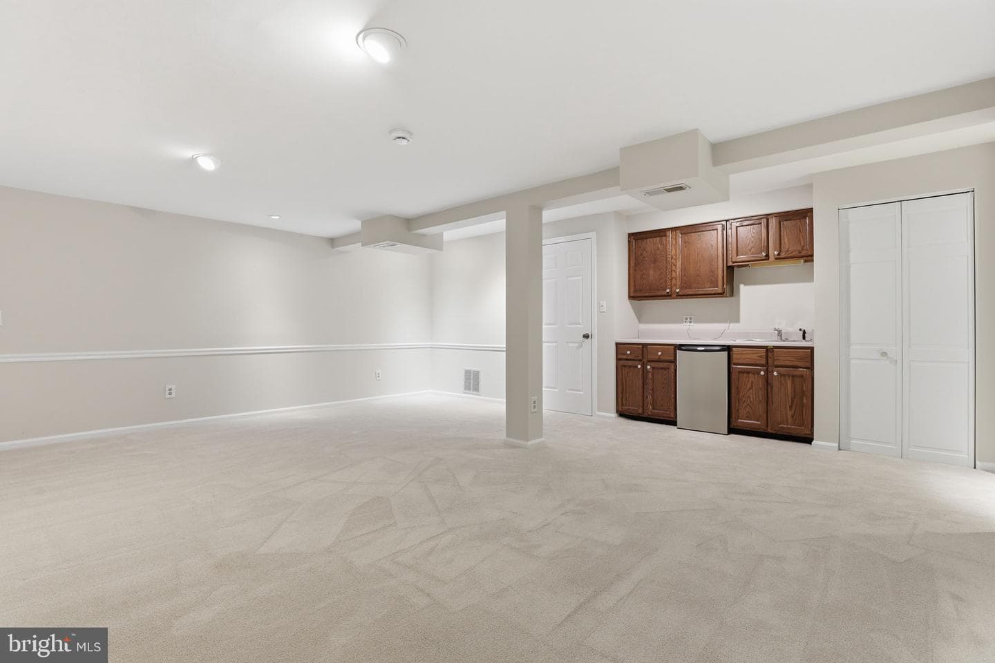 219 Apple Blossom Court photo 38