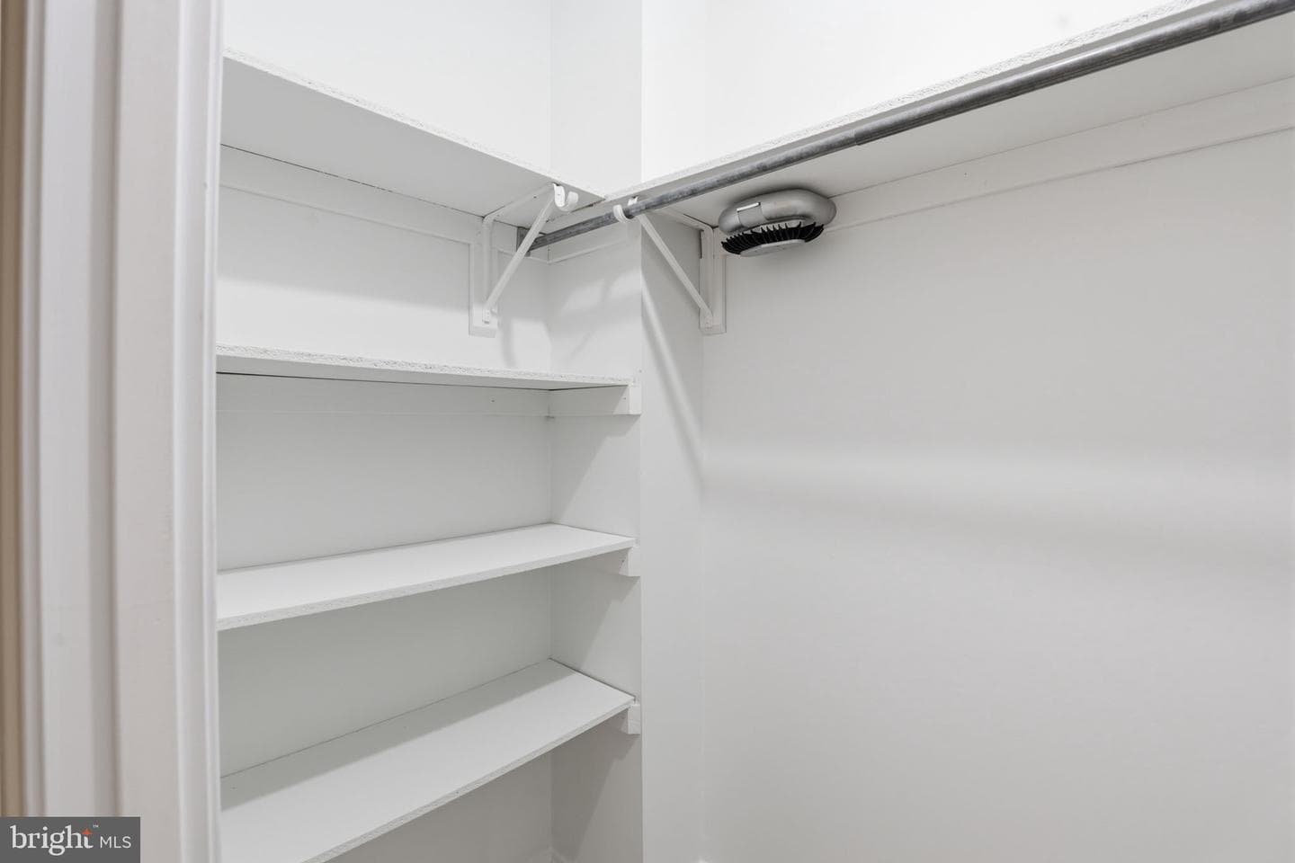 219 Apple Blossom Court photo 43