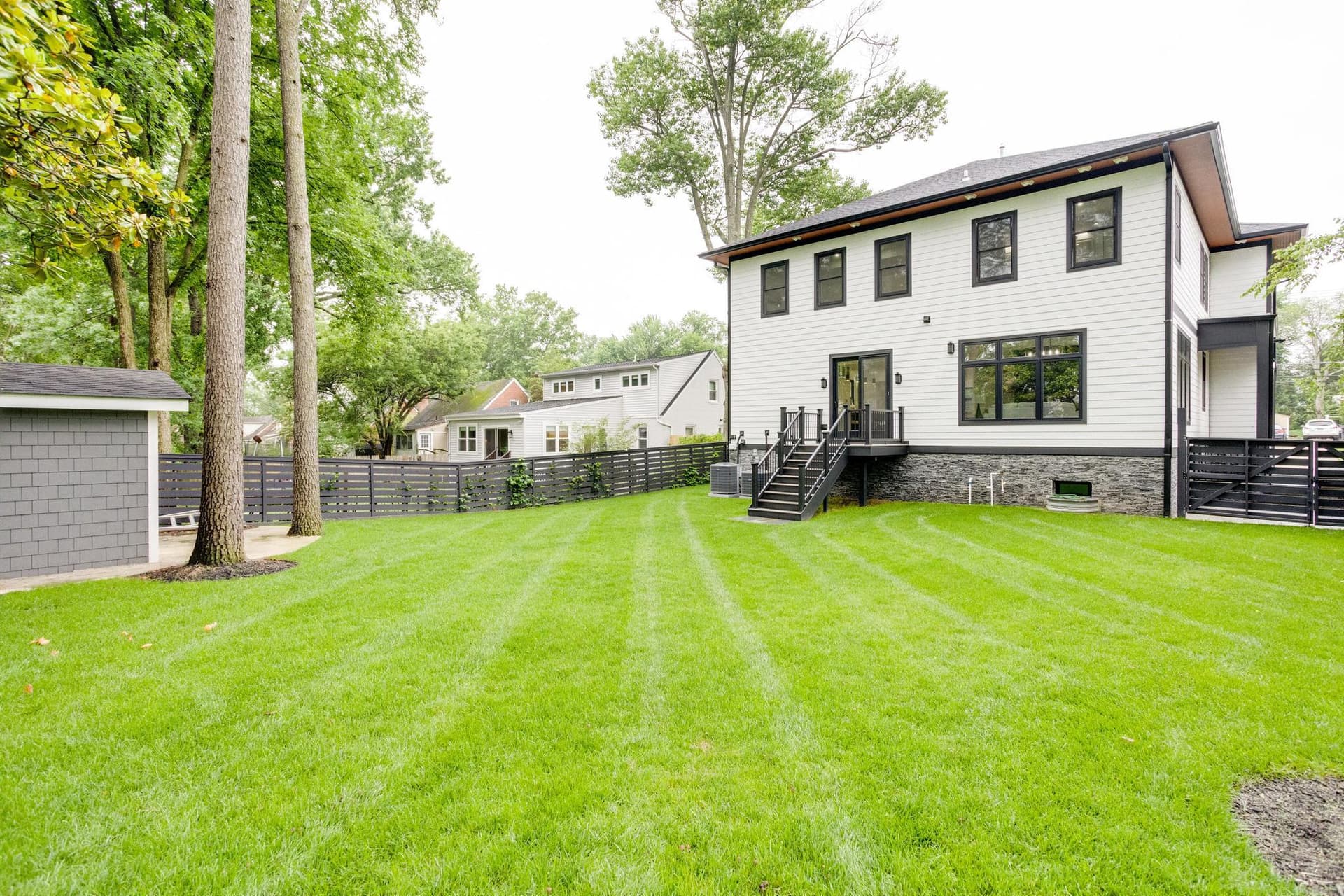 2919 Lawrence Drive photo 12