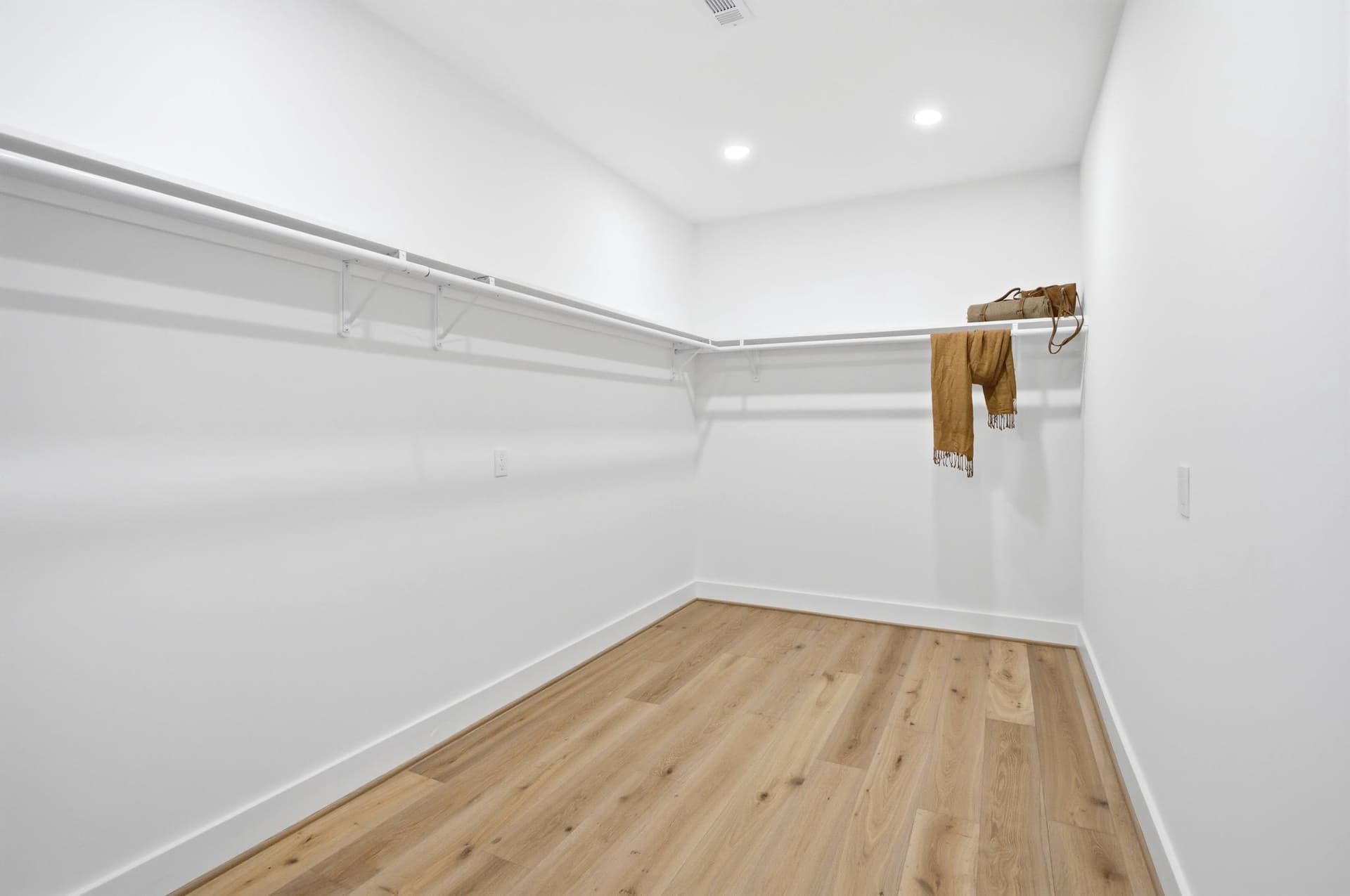 2919 Lawrence Drive photo 15