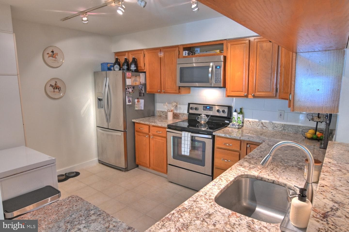 2220 Springwood Drive #c photo 3