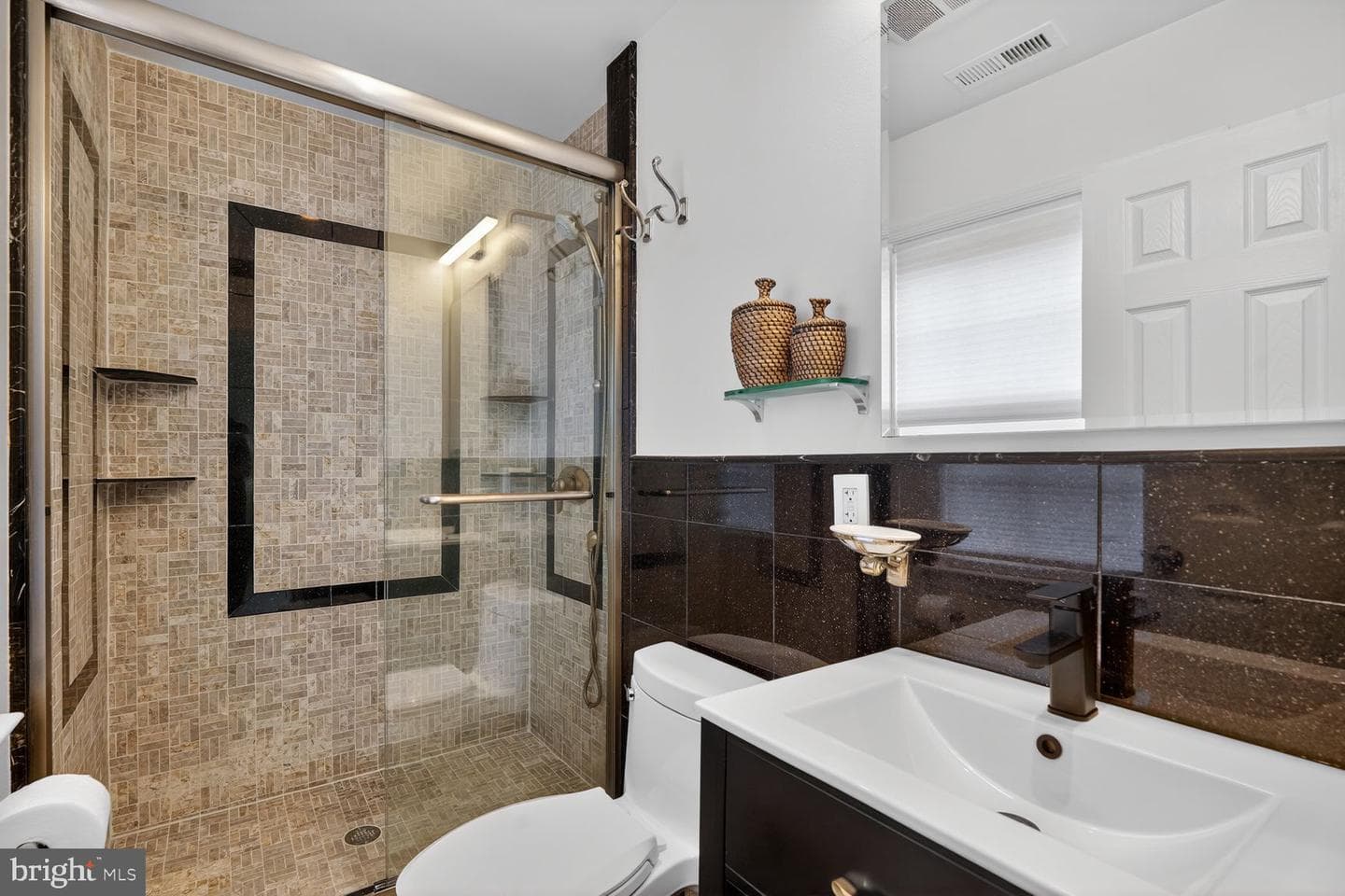 7024 Alicent Place photo 25