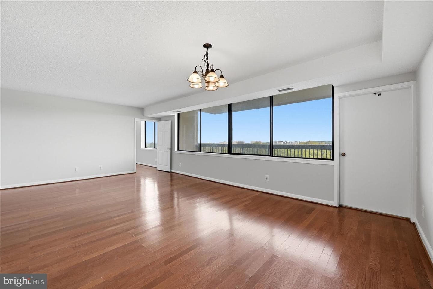 3709 S George Mason Drive #707 photo 7