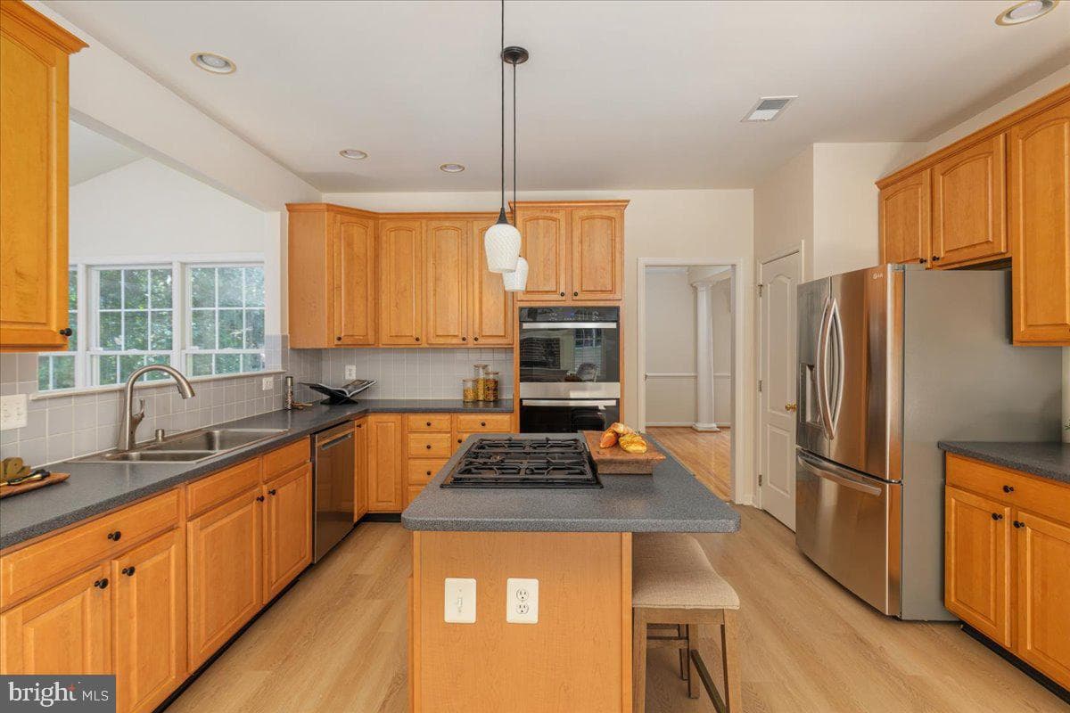 12221 Harbor Town Circle photo 15