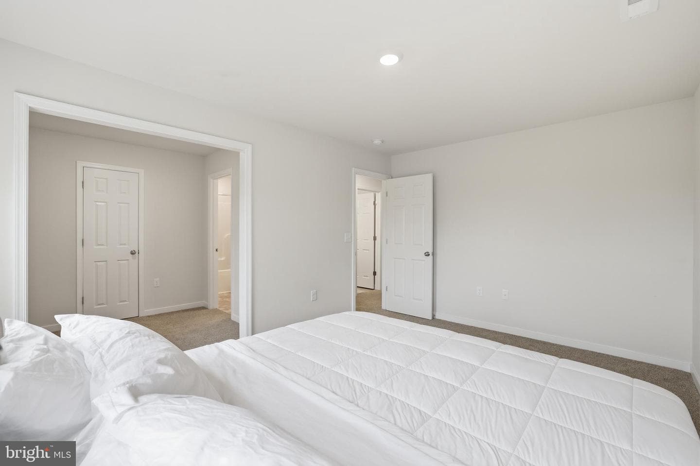 8528 Engleside Street photo 29