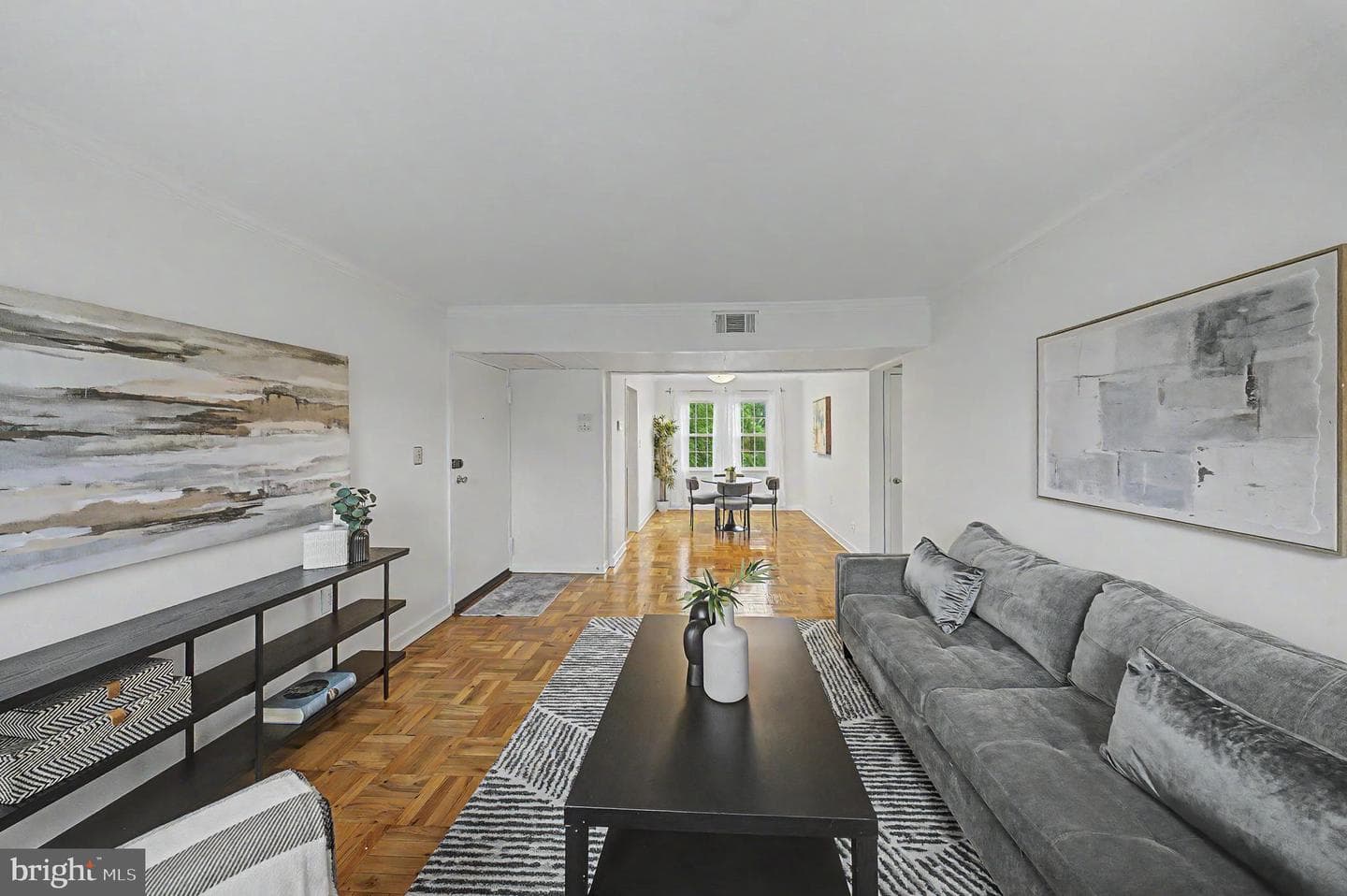 6607 Potomac Avenue #c2 photo 4