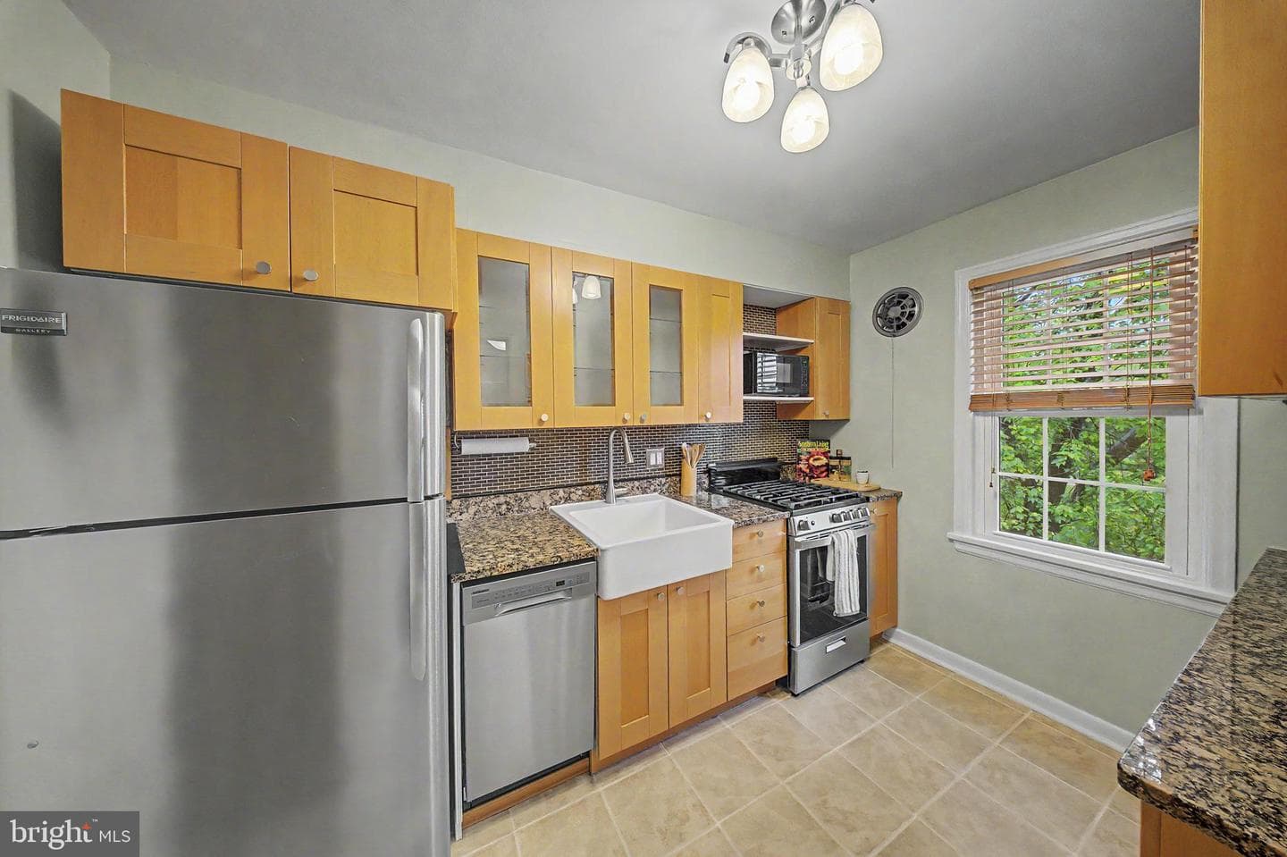 6607 Potomac Avenue #c2 photo 9