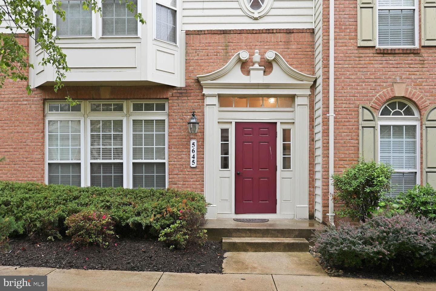 5645 Harrington Falls Lane #b photo 2