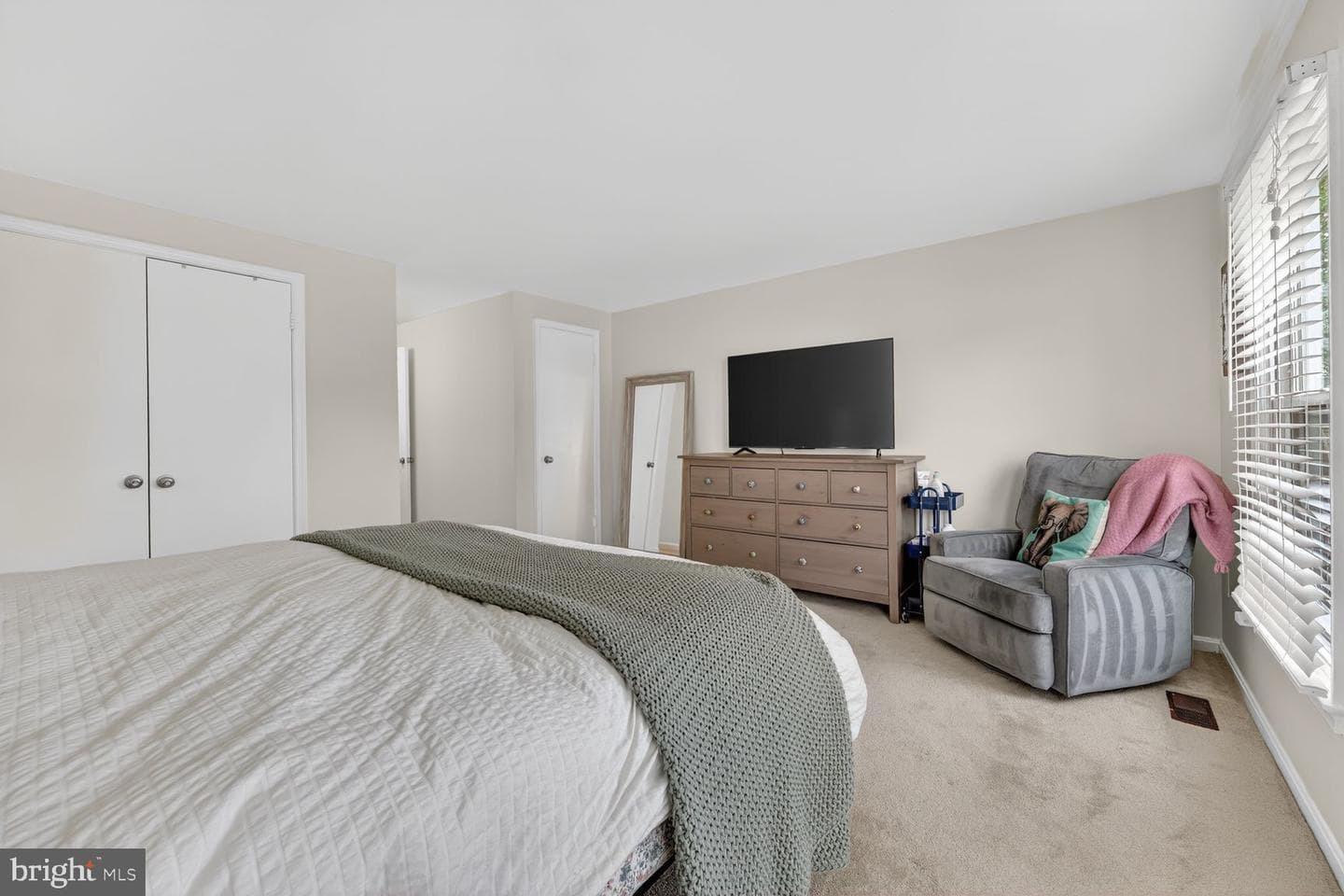 6194 Little Valley Way photo 9