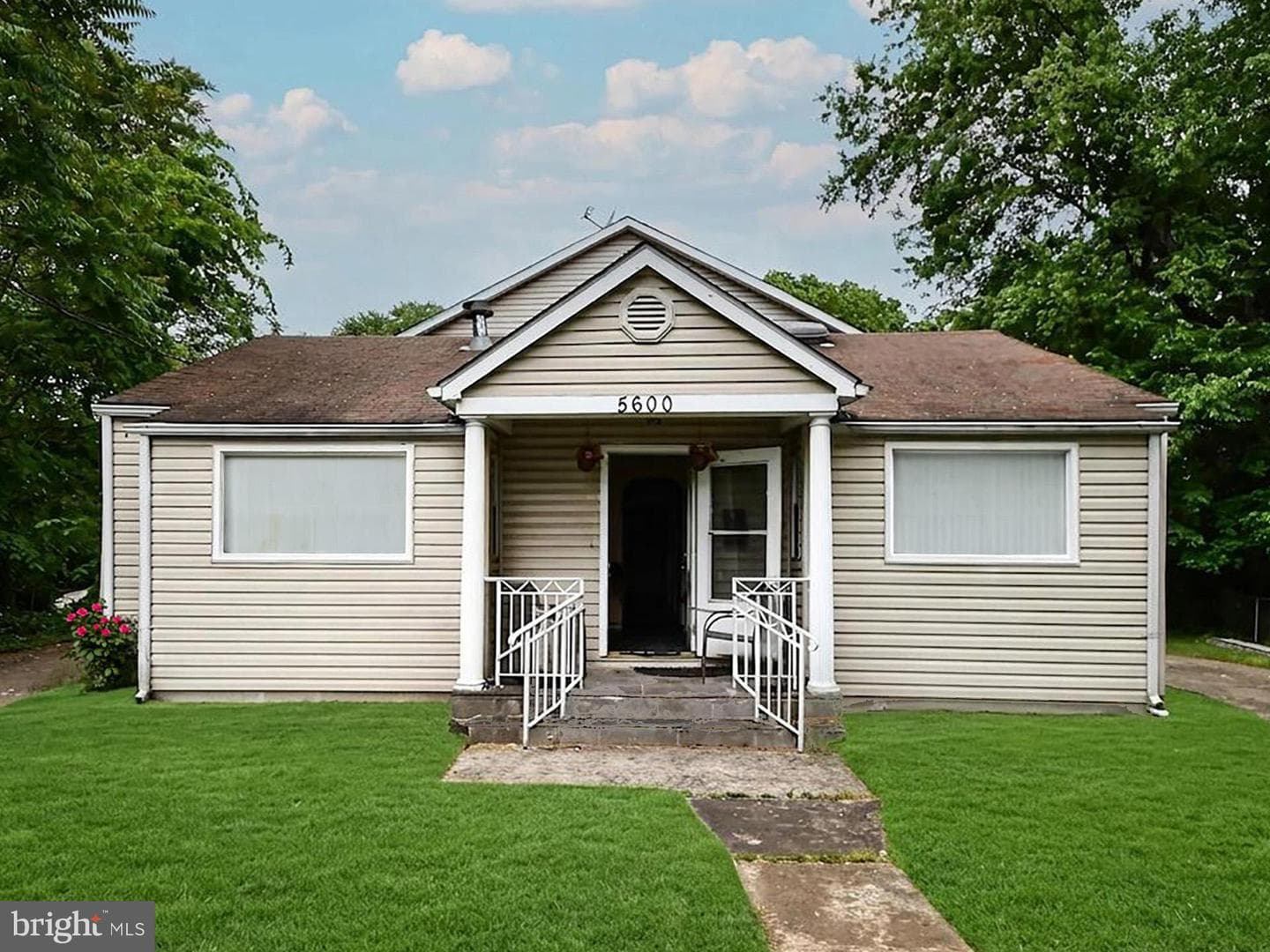 5600 Eleanor Court, Alexandria