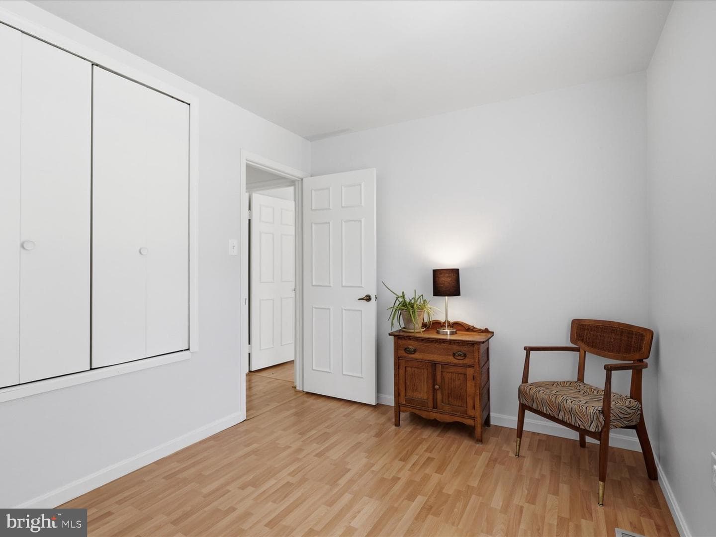 5742 Burke Towne Court photo 23
