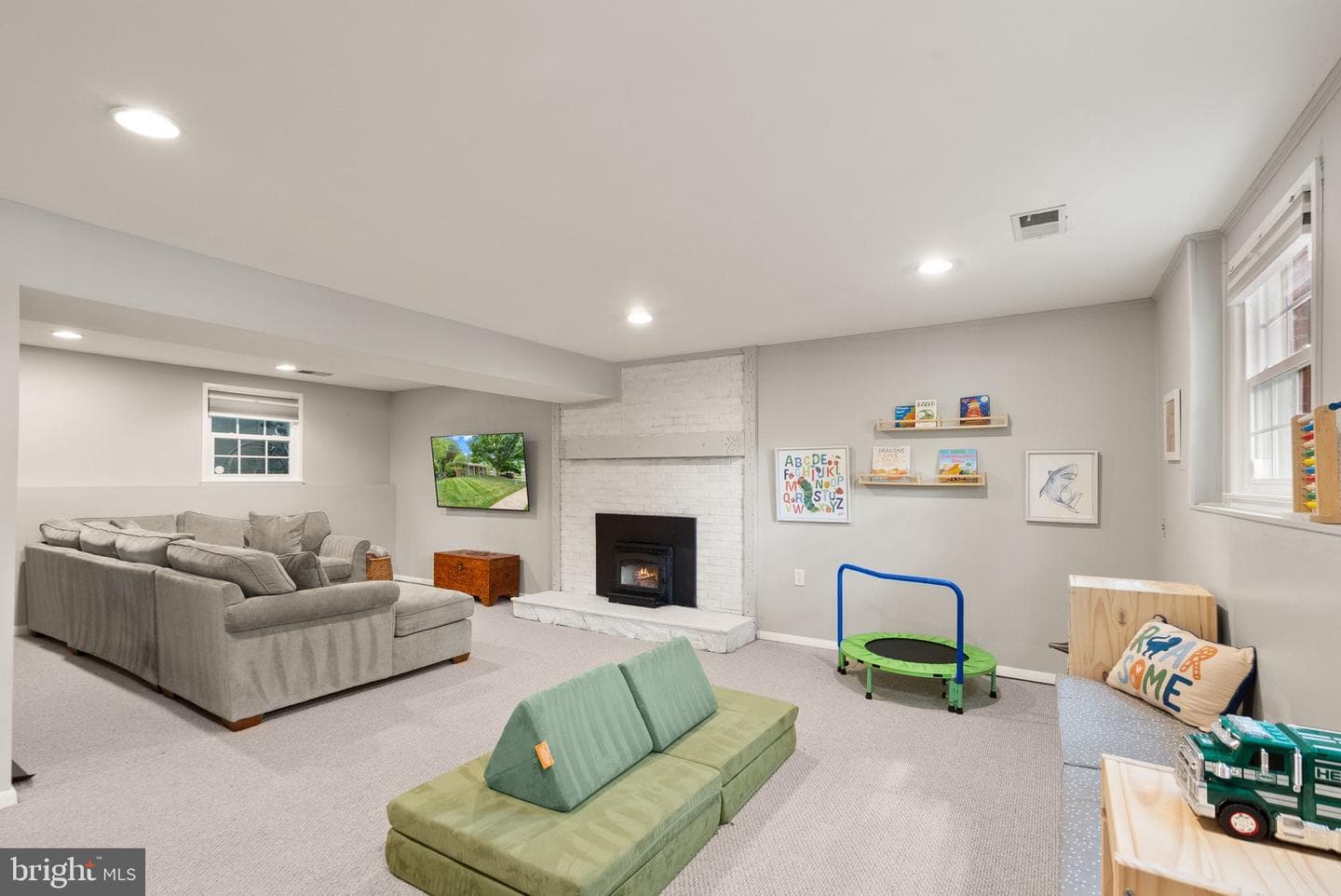 8446 Porter Lane photo 18