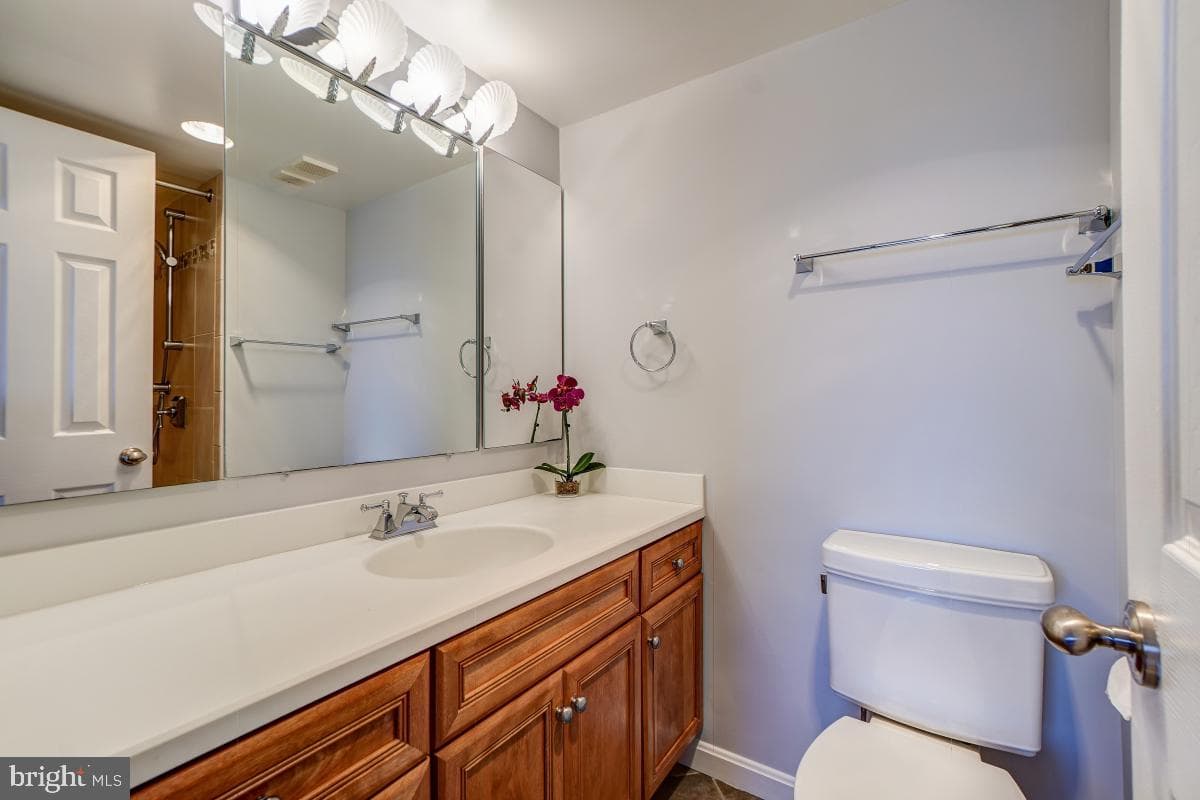 5902 Mount Eagle Drive #1501 photo 25