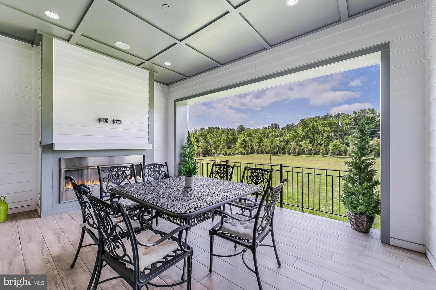 665 Stratford Hill Court photo 37