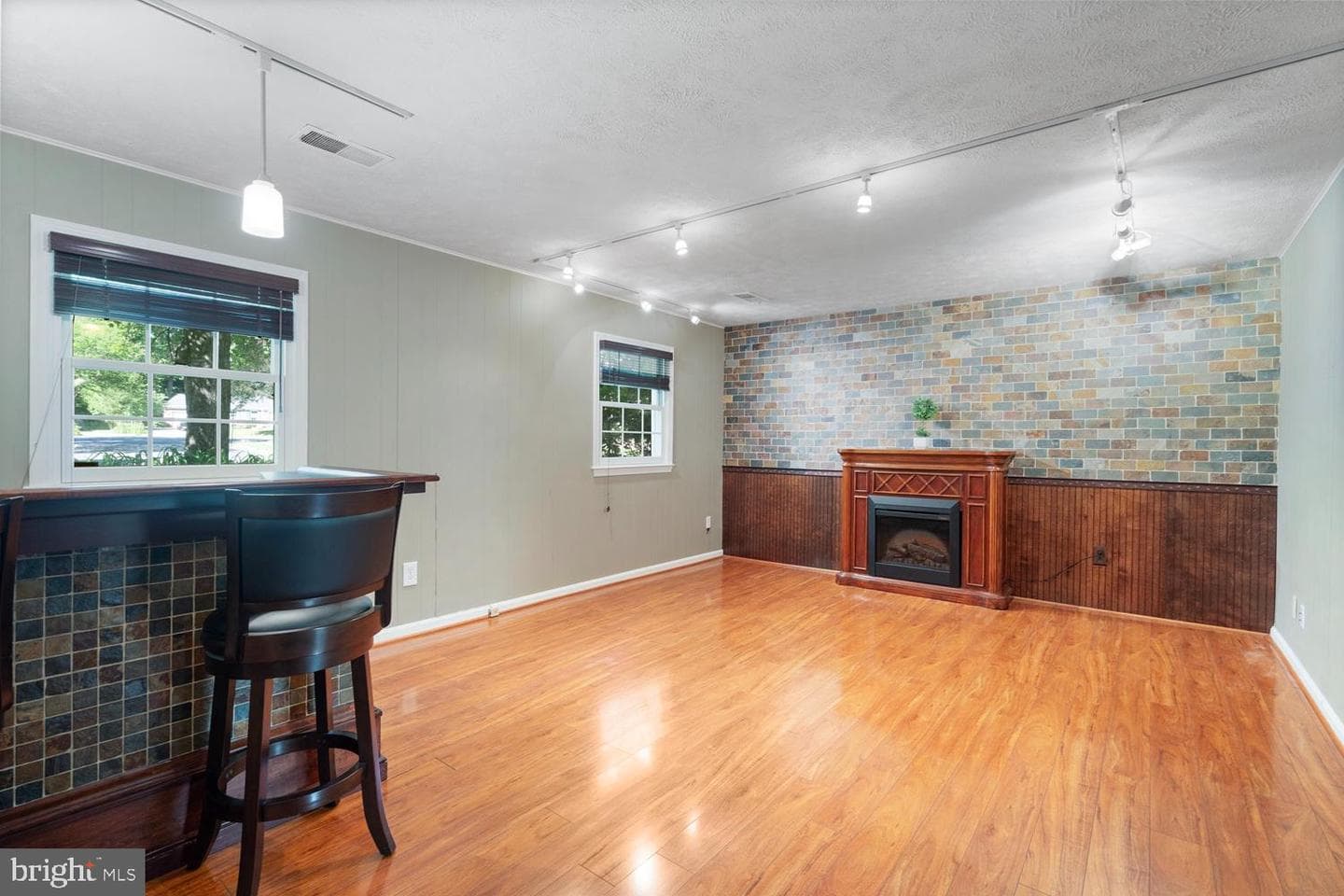 9501 Wallingford Drive photo 13