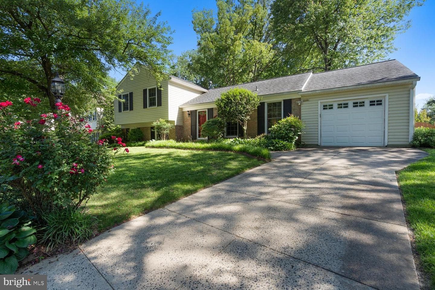 9501 Wallingford Drive photo 35