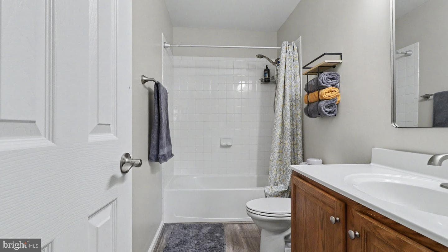 8584 Enochs Drive photo 26
