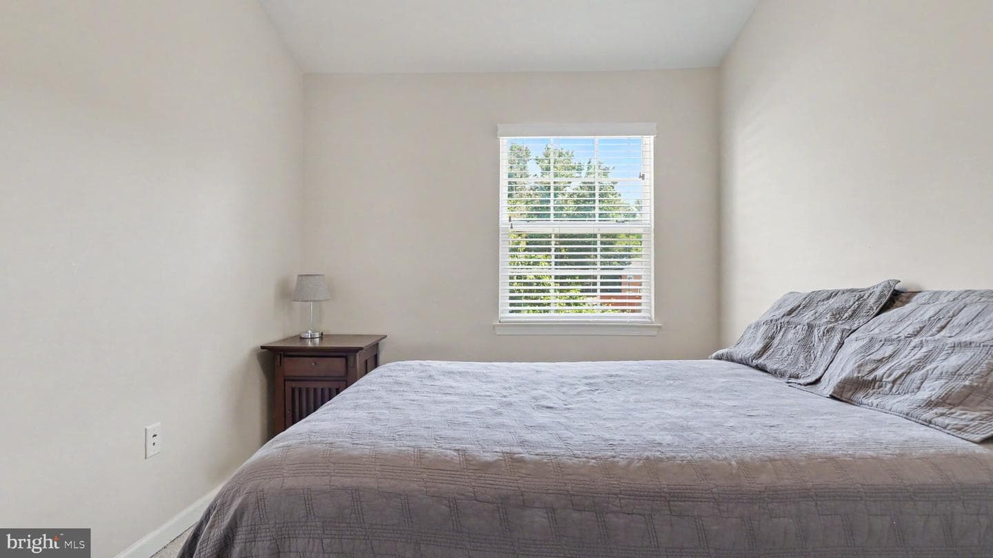 8584 Enochs Drive photo 30
