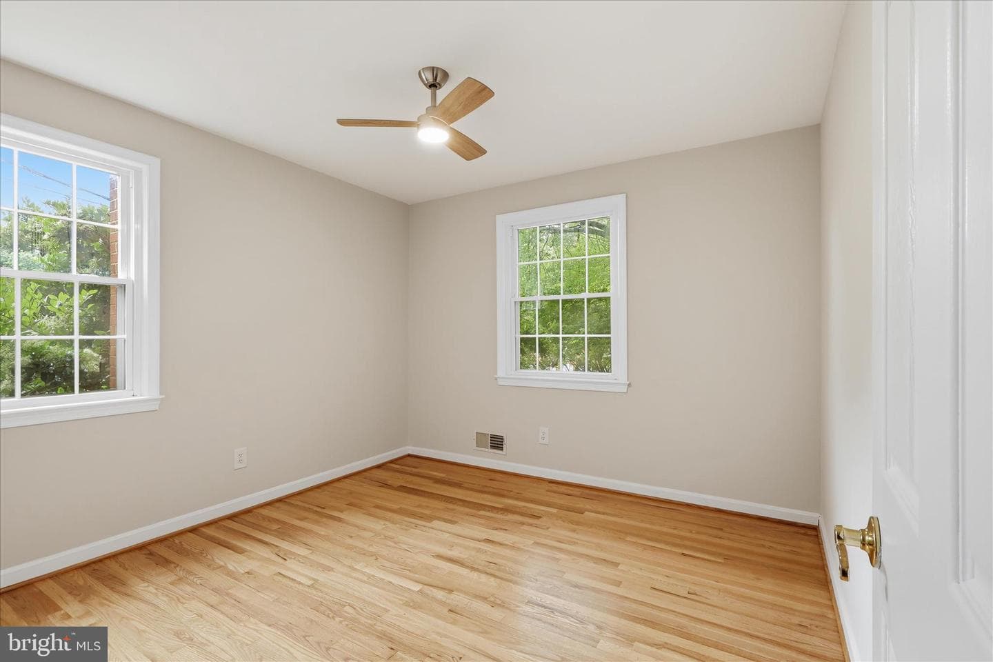 8805 Stark Road photo 23