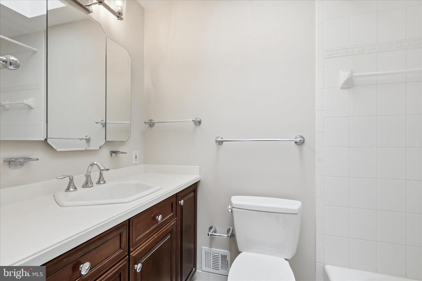 8805 Stark Road photo 24