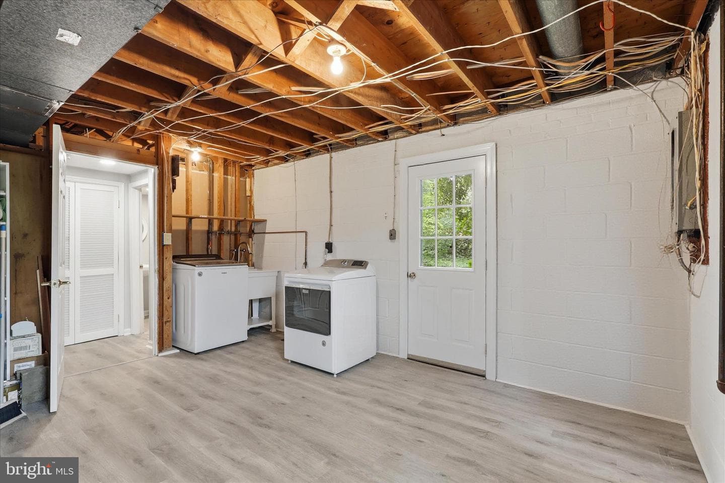 8805 Stark Road photo 37