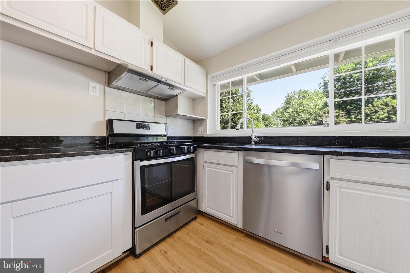 1608 Westmoreland Street photo 8
