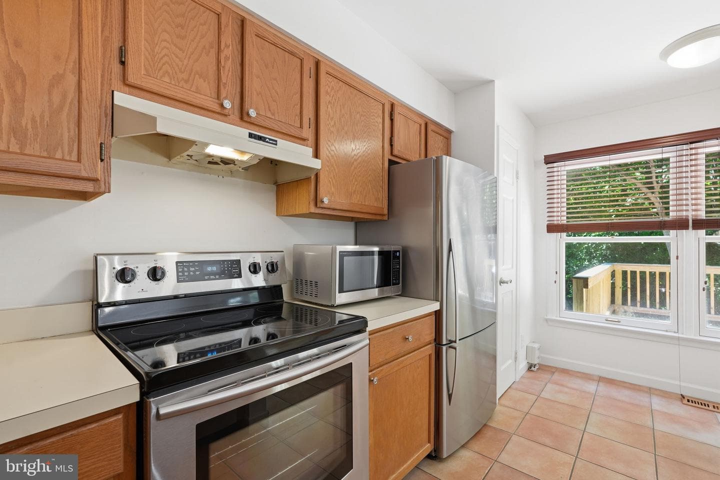 1609 Oak Spring Way photo 18