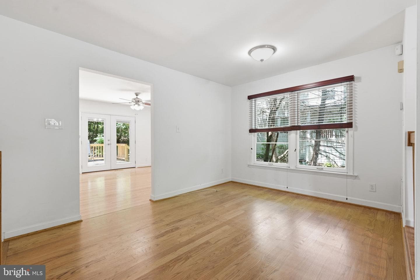 1609 Oak Spring Way photo 8