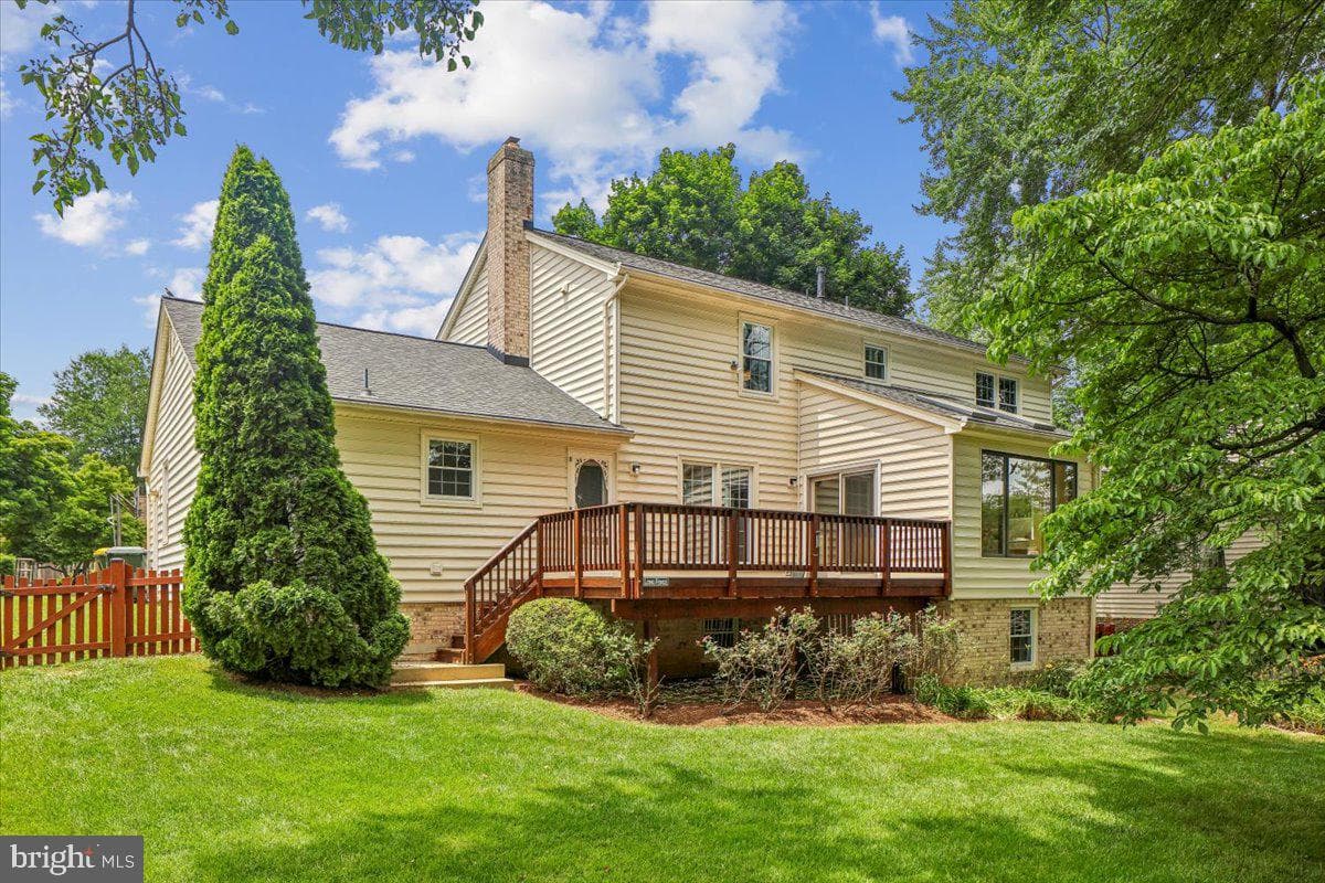 9804 Dansk Court photo 53