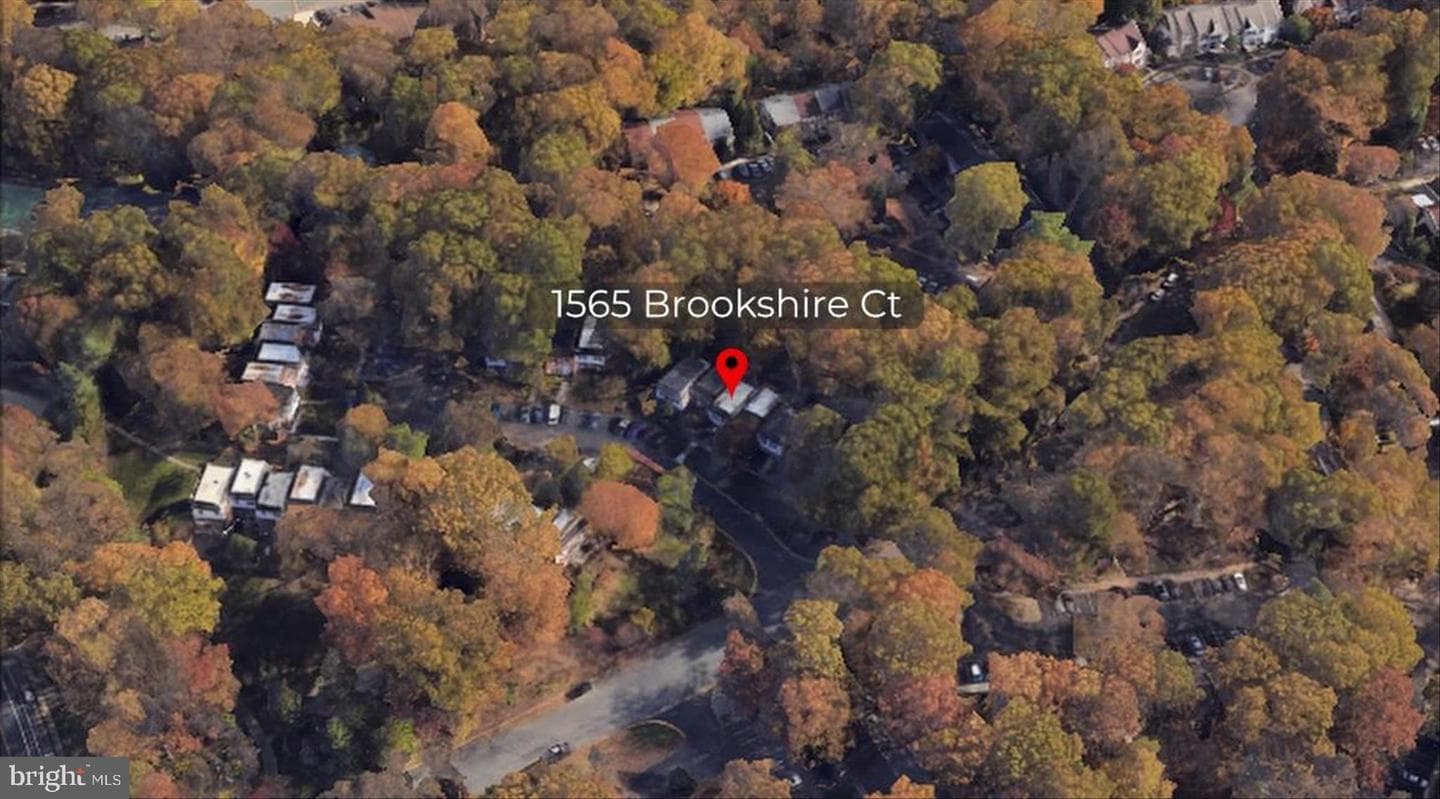 1565 Brookshire Court photo 44