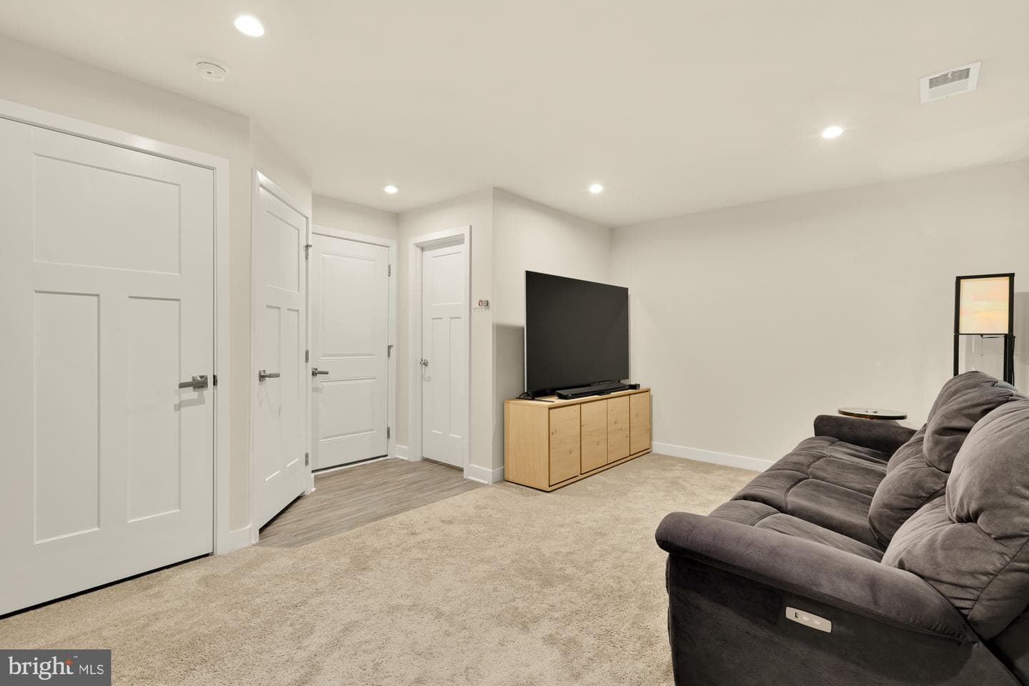 7831 Francis Dickens Lane photo 4