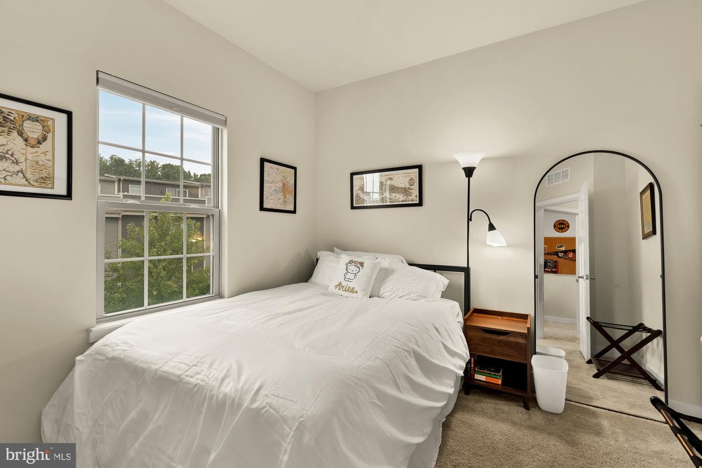 7831 Francis Dickens Lane photo 44